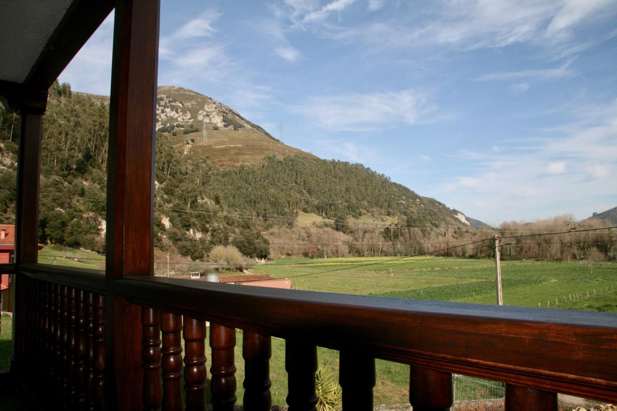 Apartamentos Rurales La Bardenilla Panes Kültér fotó